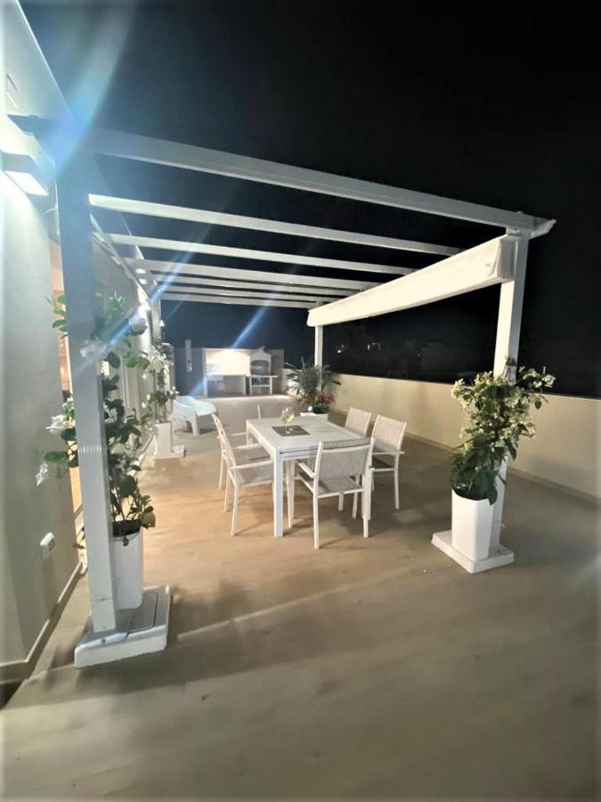 Rossini Penthouse Lejlighed Cagliari Eksteriør billede