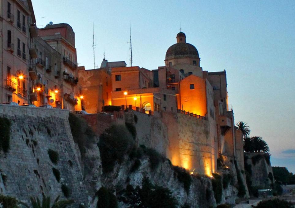 Rossini Penthouse Lejlighed Cagliari Eksteriør billede